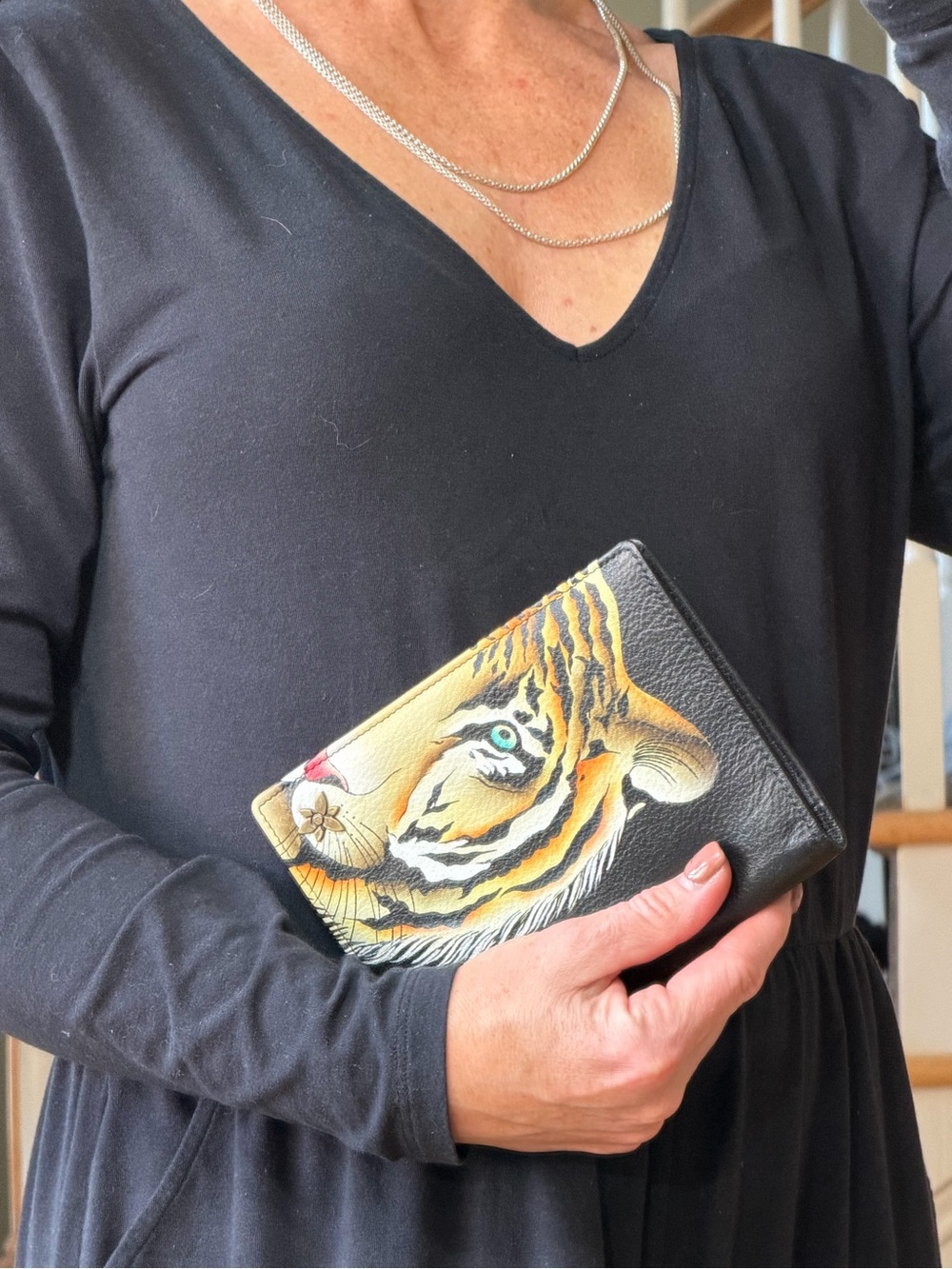 Anuschka Maximalist Tiger Hand-Painted Leather Wallet - Picture 9 of 11